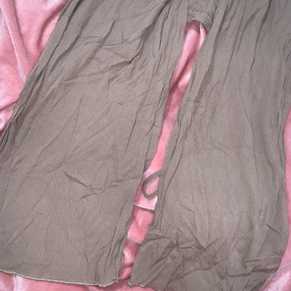 Fashionnova Mocha Waves are calling set. - Picture 11 of 12